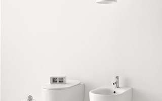 Rinnovare il bagno senza opere murarie: i sanitari traslati